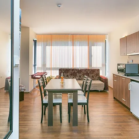 Yalta Apartment Golden Sands